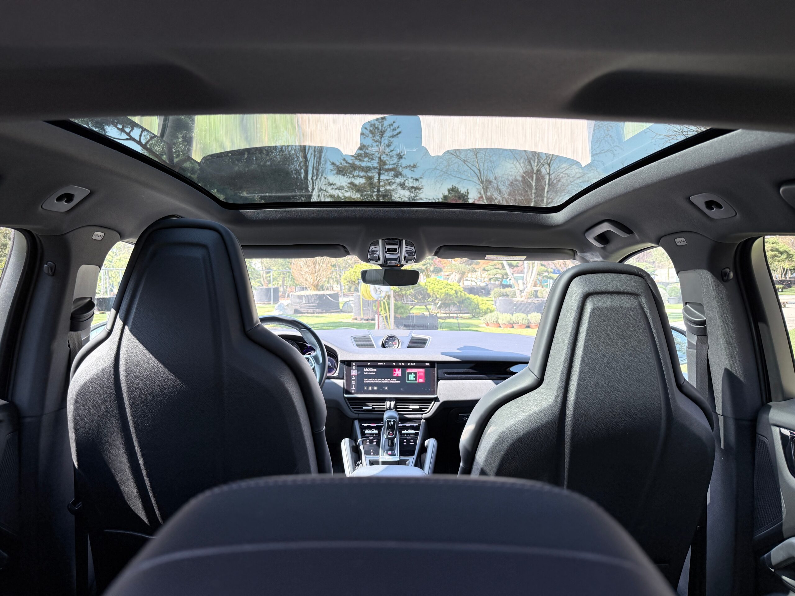 PORSCHE Cayenne Coupé - Image 19