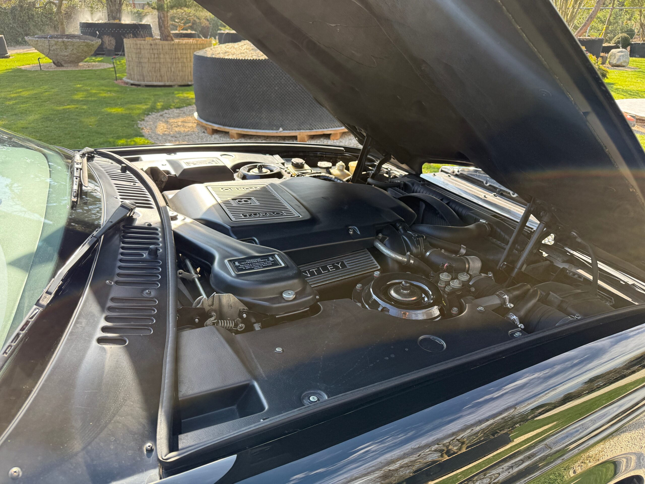 BENTLEY Azure - Image 18