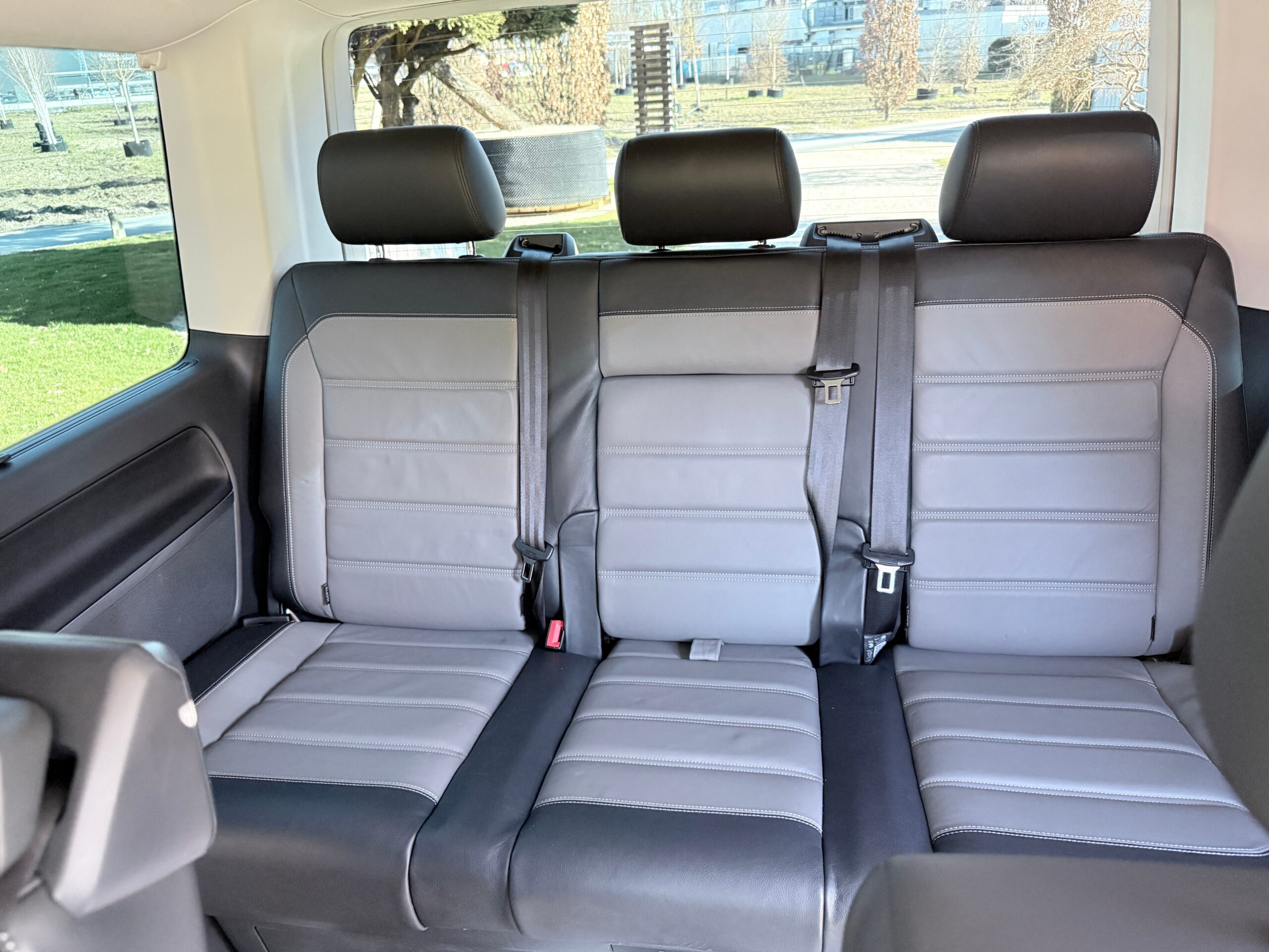 VW T6.1 Multivan 2.0 Bi-TDI Highline Liberty 4Mot. DSG - Image 11