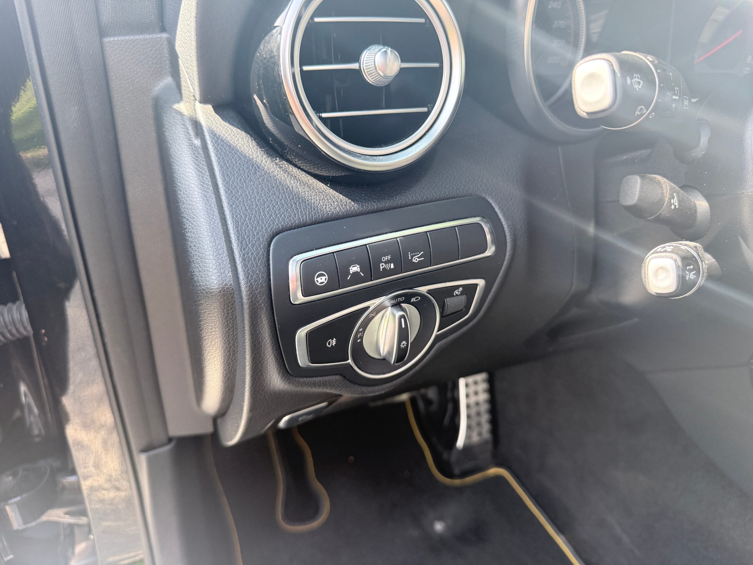 MERCEDES-BENZ GLC 63 S AMG Edition 1 4Matic+ 9G-Tronic – Image 19