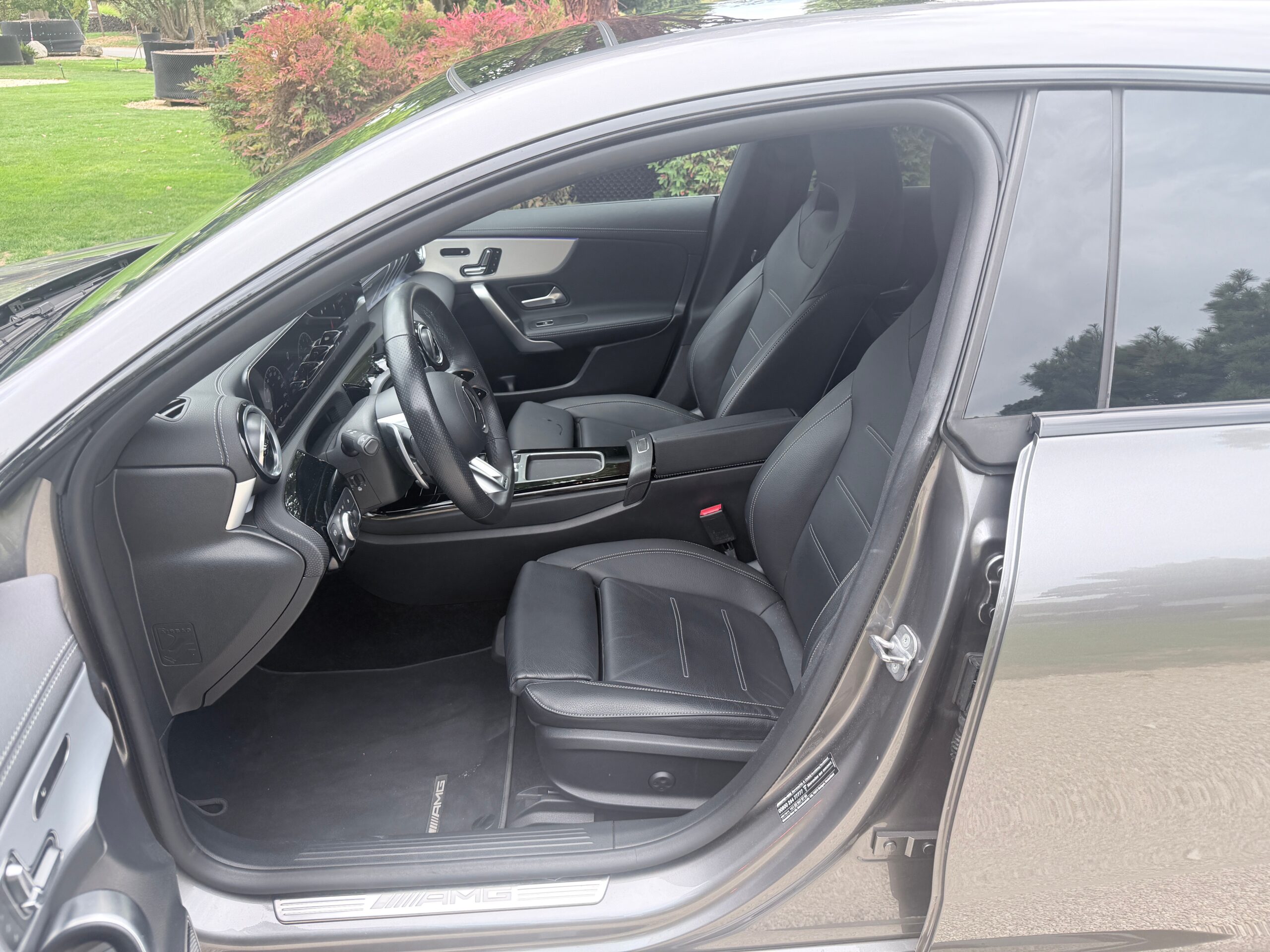 MERCEDES-BENZ CLA Shooting Brake 35 AMG 4Matic 8G-DCT – Bild 8