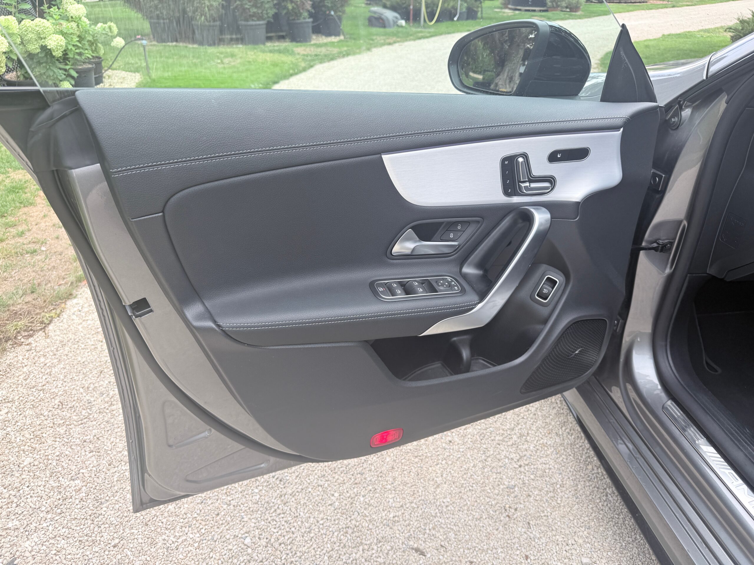 MERCEDES-BENZ CLA Shooting Brake 35 AMG 4Matic 8G-DCT – Bild 9