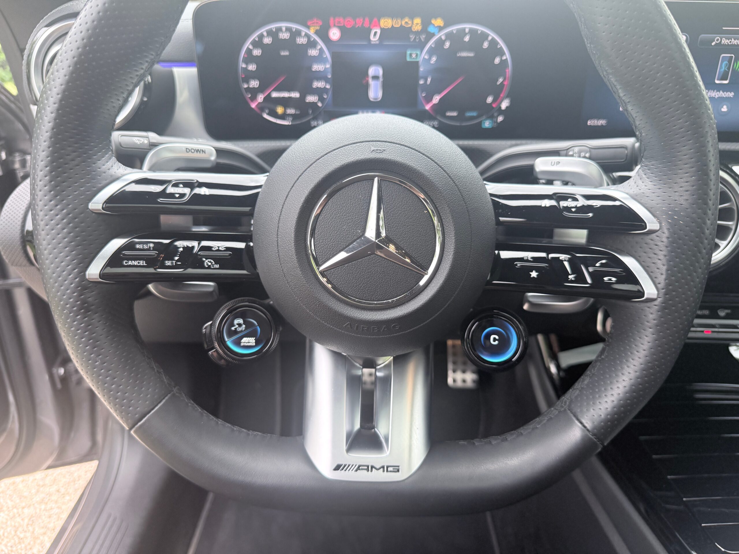 MERCEDES-BENZ CLA Shooting Brake 35 AMG 4Matic 8G-DCT – Bild 15